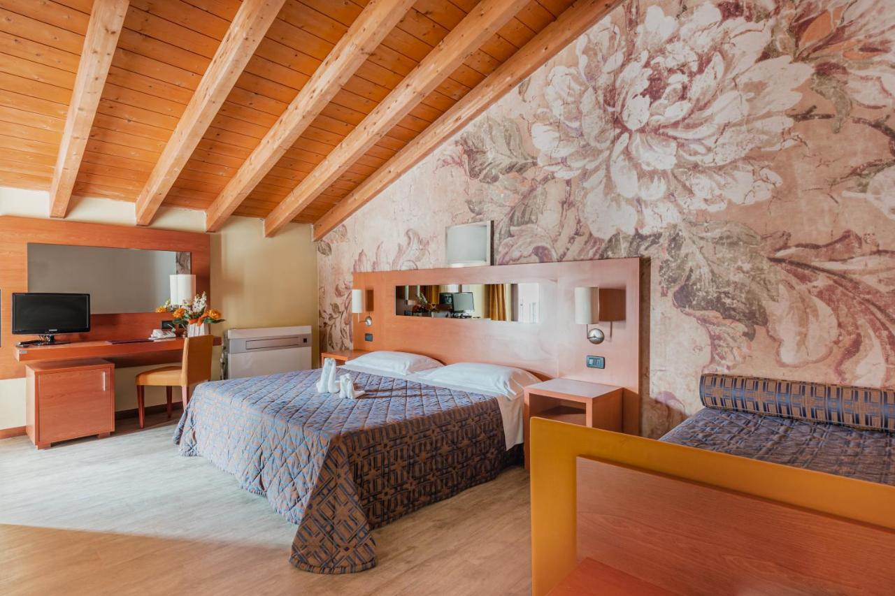 Hotel City Verona ซาน จิโอวานนิ ลูปาโตโต ภายนอก รูปภาพ